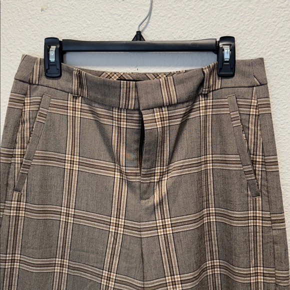 Plaid Wide-Leg Trousers - Picture 8 of 8
